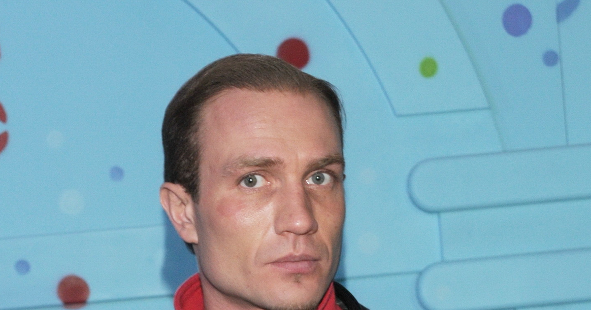 Роман Костомаров попал в реанимацию и сейчас находится под ИВЛ