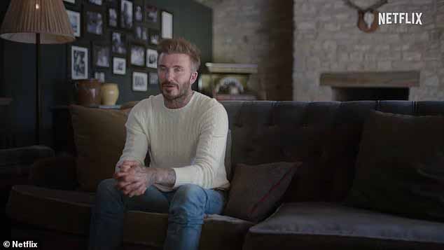 Без изменений: Дэвид, похоже, имеет противоречивое мнение по поводу своего бывшего тренера «Манчестер Юнайтед» Алекса Фергюсона, когда он говорит о своем восхождении к славе: «Это определенно не изменило меня».