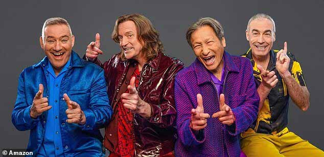 Первоначальный состав The Wiggles приоткрыл завесу над их жизнью и многолетней карьерой в документальном фильме Hot Potato: The Story of The Wiggles. На снимке слева направо Энтони Филд, Мюррей Кук, Джефф Фатт и Грег Пейдж.
