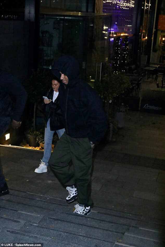 Назад? Маркус Рэшфорд, возможно, возобновил свои отношения со своей невестой Люсией Лой после того, как их заметили вместе на свидании на прошлой неделе.