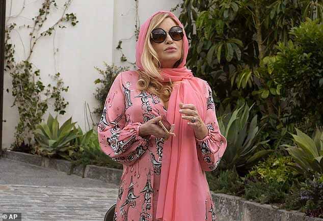 Скоро: создатель «Белого лотоса» Майк Уайт сообщил, что долгожданный третий сезон будет «увеличенным», поскольку он выразил надежду, что съемки начнутся в «начале 2024 года».