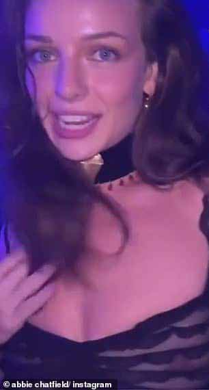 Эбби Чатфилд (на фото) танцевала бурю на балу NGV Bowery Ball в Мельбурне в пятницу вечером.