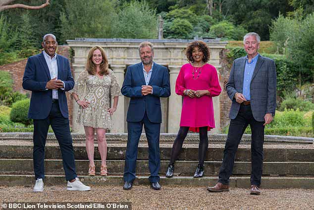 Homes Under The Hammer имеет простую структуру: для каждого показа выбираются объекты недвижимости, выставленные на аукцион, требующие ремонта или полной перепланировки.